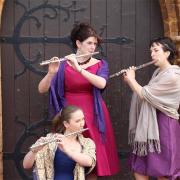 Flute Cake are a flute trio made up of Sophie Brewer, Jennifer Campbell and Ruth Molins.